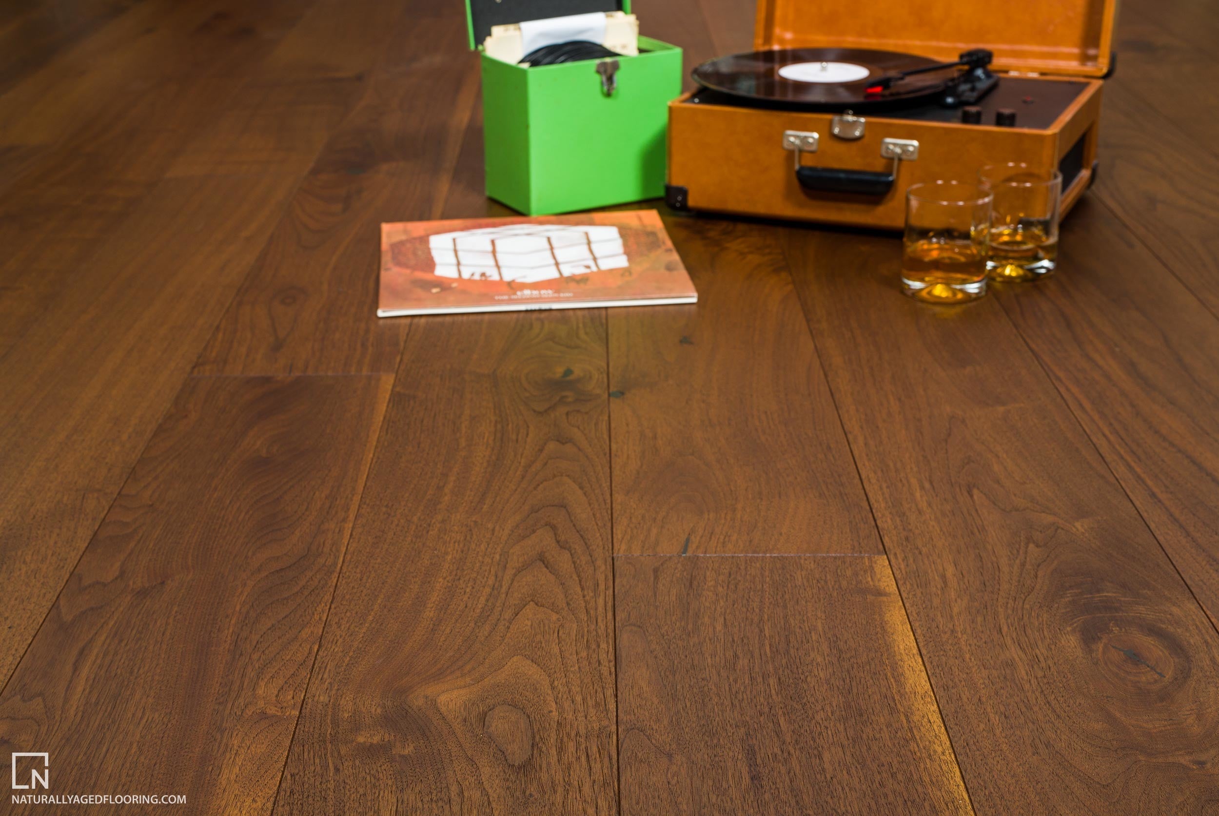 Naturally Aged Flooring Medallion 91198-20 Santa Barbara 7 1/2" x Varying Length Engineered Hardwood