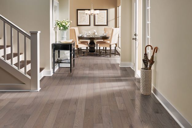 Bruce Dundee Wide Plank First Frost CB5265LG 5" x 8-1/2 - 84" Solid Hardwood (23.5 SF/Box)