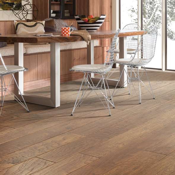 Shaw Sequoia 6 3/8 SW545-00879 Woodlake 6.38" Wide X Random Lengths Engineered Scraped Hickory Hardwood Flooring (30.48 Sf/Box)