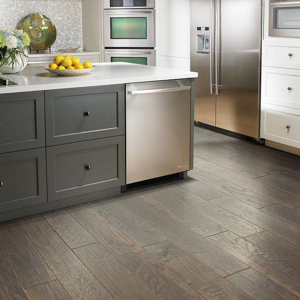 Shaw Sequoia 6 3/8 SW545-05003 Crystal Cave 6.38" Wide X Random Lengths Engineered Scraped Hickory Hardwood Flooring (30.48 Sf/Box) (Market Place)
