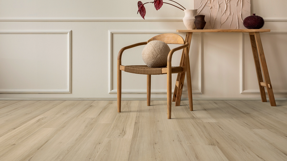 COREtec Woodbury Maple Vinyl Plank Flooring VV585-05043 LVP Originals Classics 6" x 48" (31.51 SF/Box)