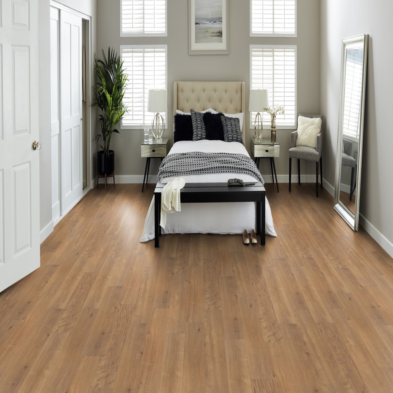 Karndean Korlok Reserve North American Oak RCP6533 Wood Plank 7" x 48" (23.51 SF/Box)