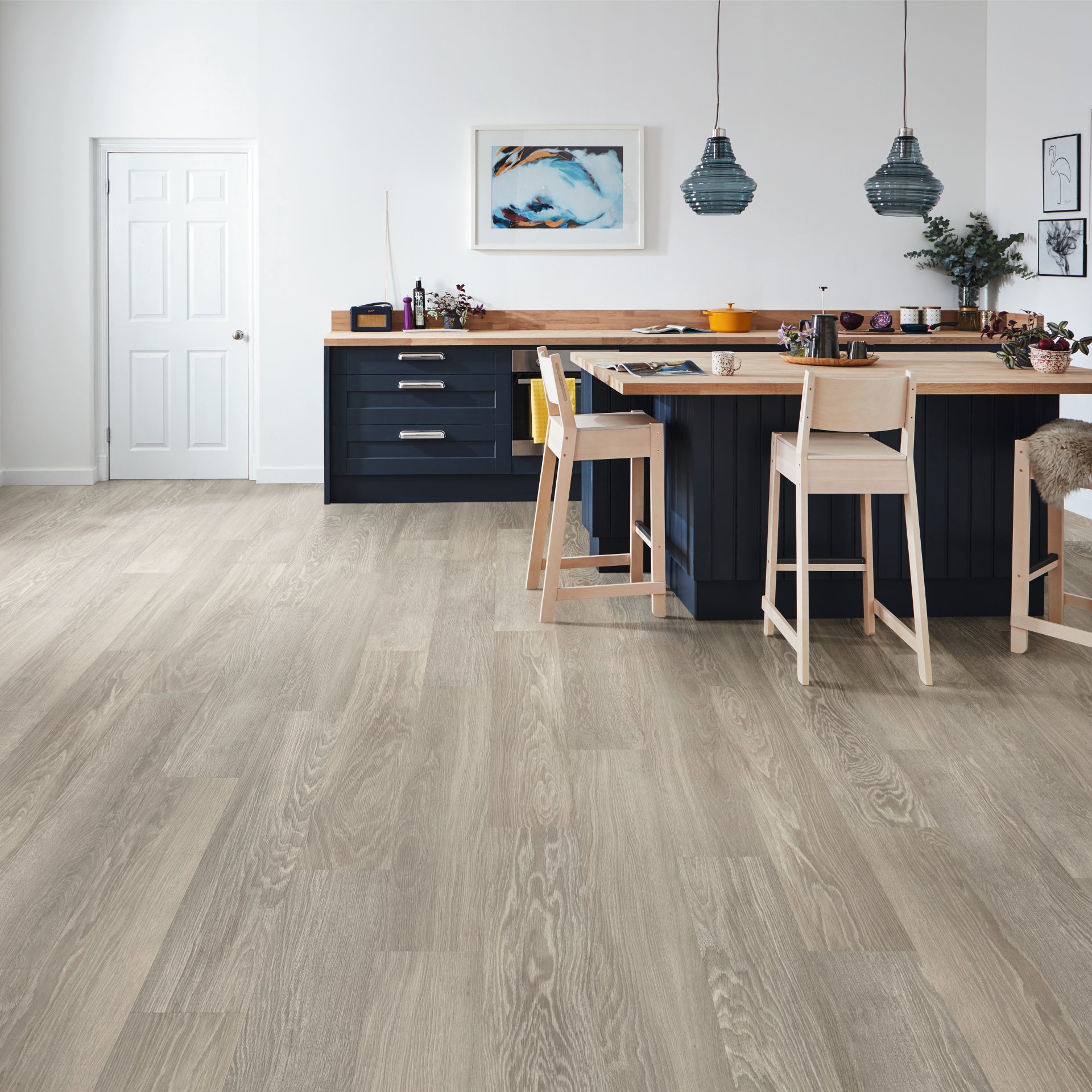 Karndean Knight Tile Rigid Core Grey Limed Oak SCB-KP138-6 Gray/Silver Wood Plank 6" x 36"