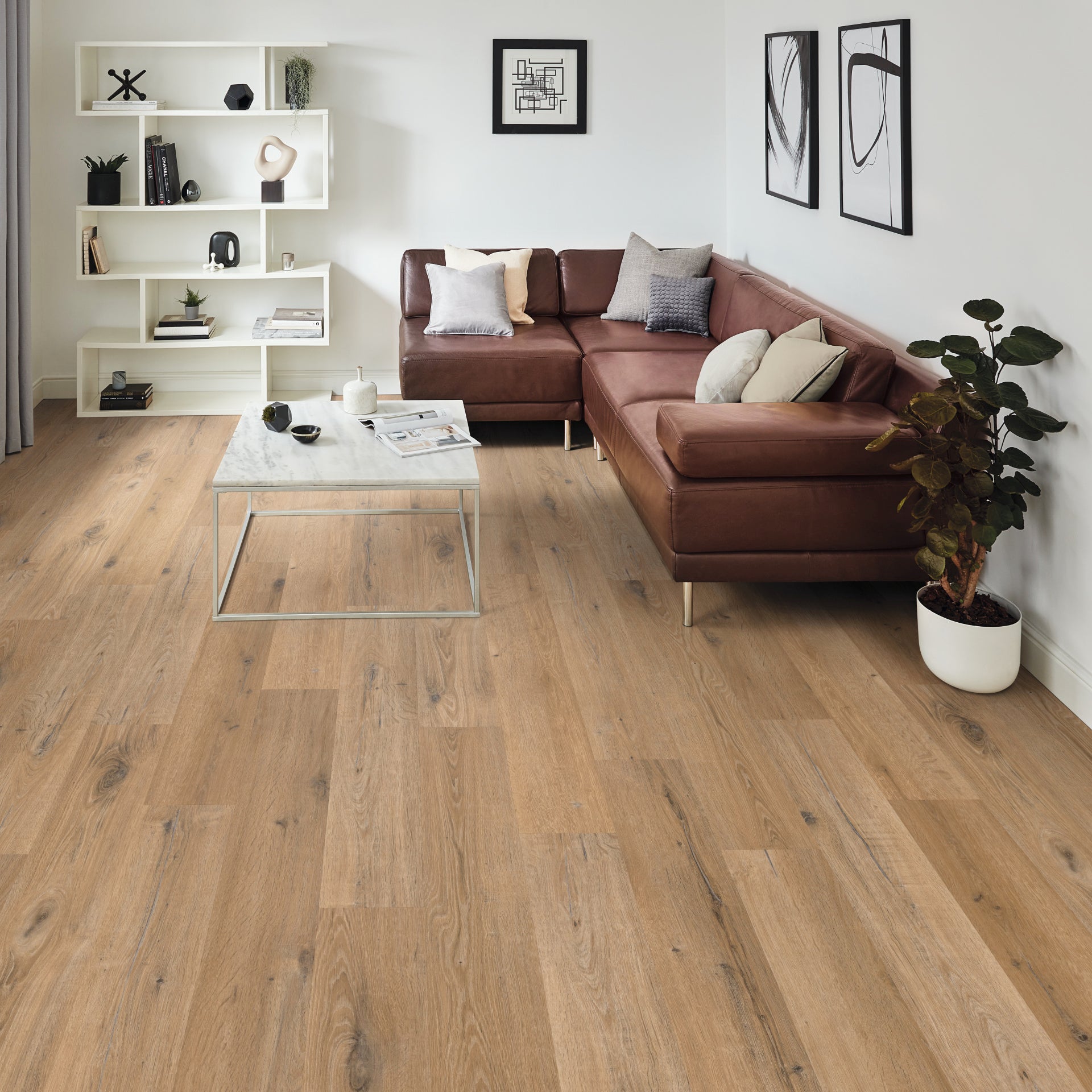 Karndean Knight Tile Rigid Core Natural Character Oak SCB-KP145-6 Mid Brown Wood Plank 6" x 36"