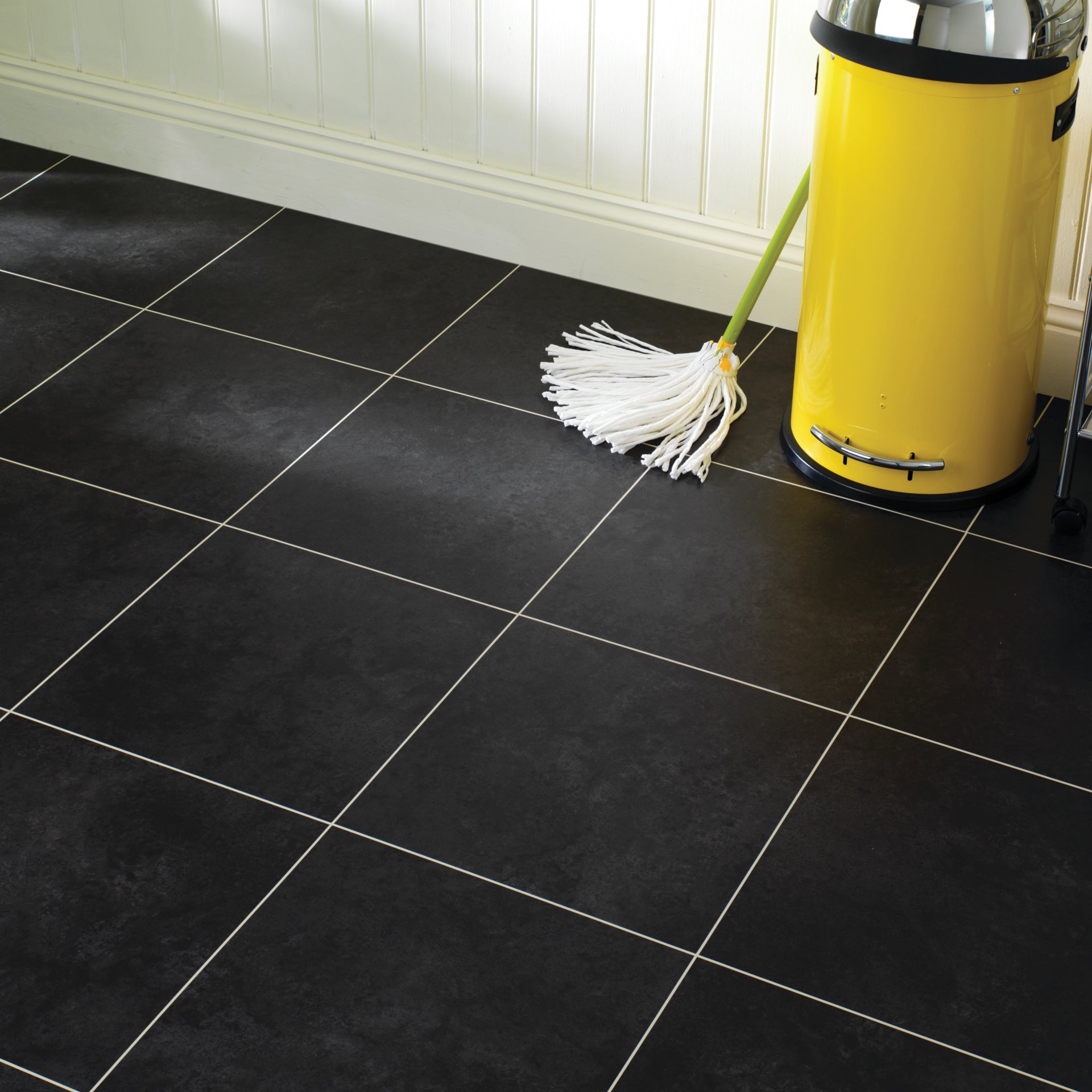 Karndean Opus SP115 Nero 18" x 18"