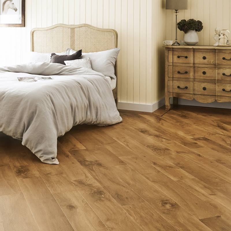 Karndean Van Gogh Gluedown VGW53T Wellington Oak 7" x 48" (35.0 SF/Box)