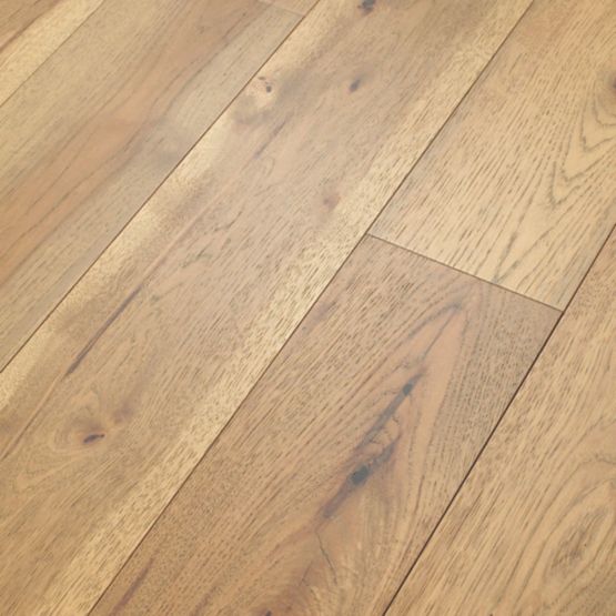 Anderson Tuftex Imperial Pecan 7.50" x 8" to 42" Random Lengths Engineered Smooth Pecan Flaxen AA828-12014 (25.77 SF/Box)