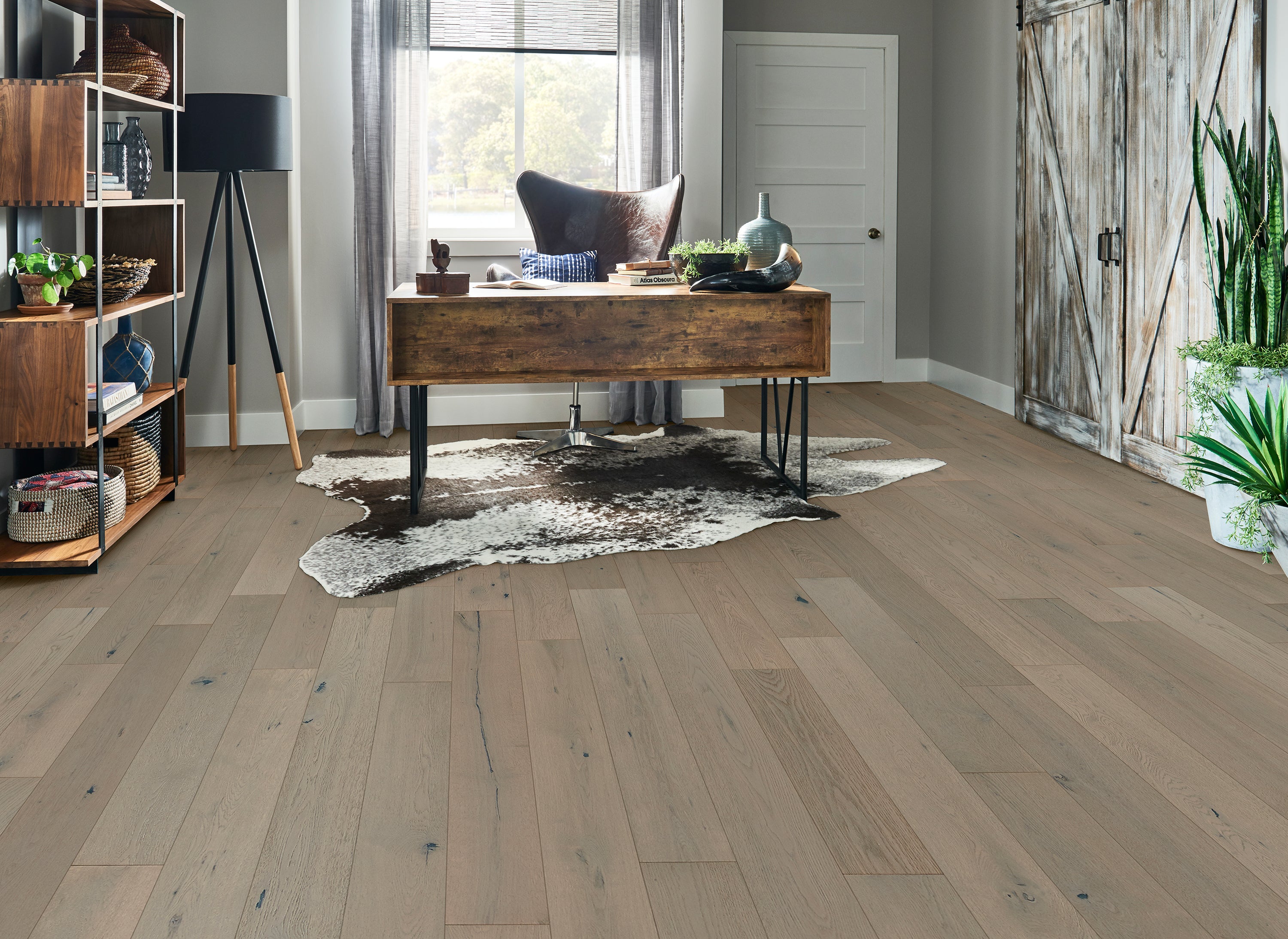 Bruce Engineered Hardwood Flooring White Oak Brushed Impressions Breezy Gray 6 1/2" BRBH63EK52W