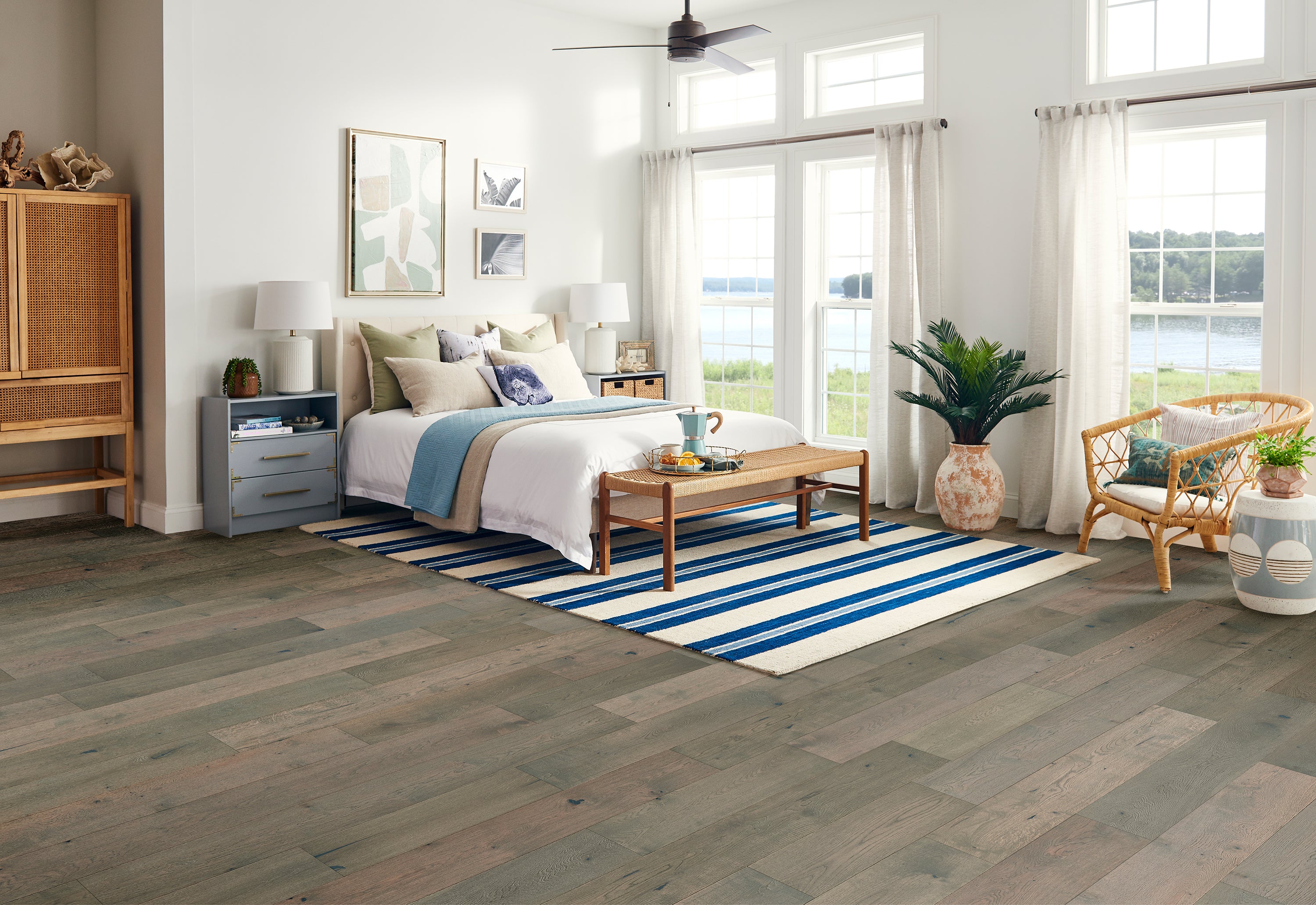 Bruce Engineered Hardwood Flooring White Oak Brushed Impressions Fawn Grove 7 1/2" BRBH75EK74W