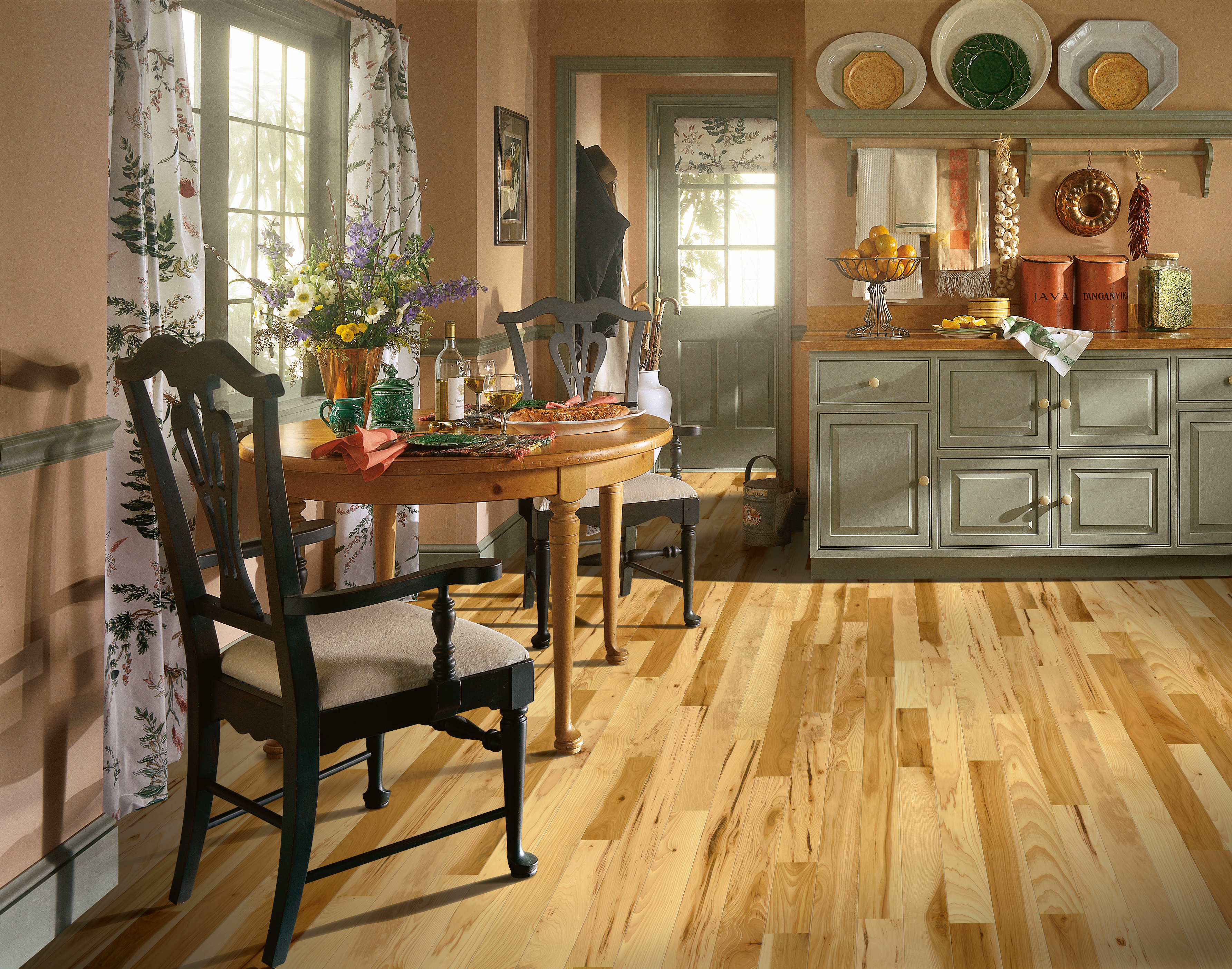 Bruce Solid Hardwood Flooring Hickory American Treasures Country Natural 3 1/4" C0710