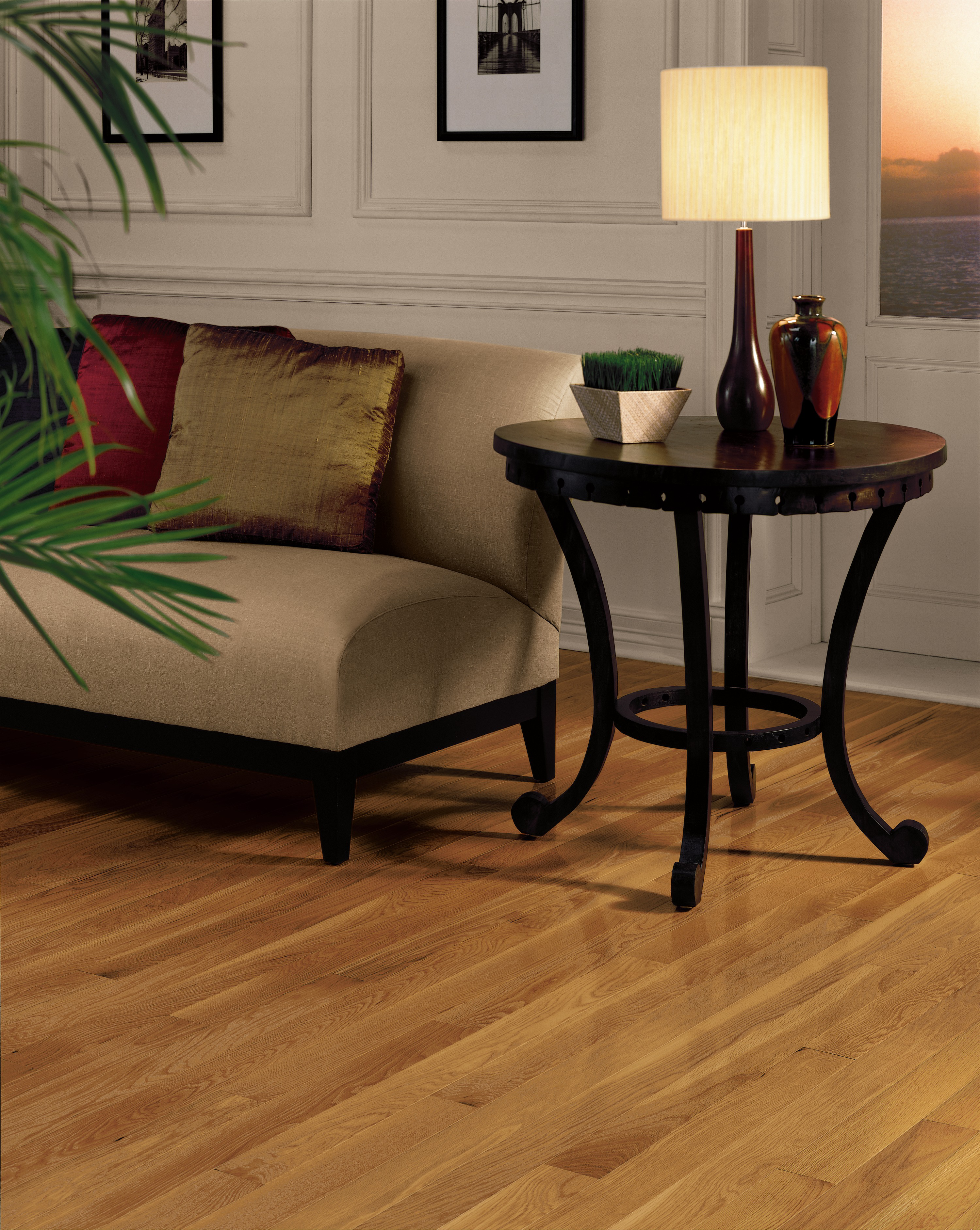 Bruce Solid Hardwood Flooring Oak Dundee Butterscotch 3 1/4" CB1216