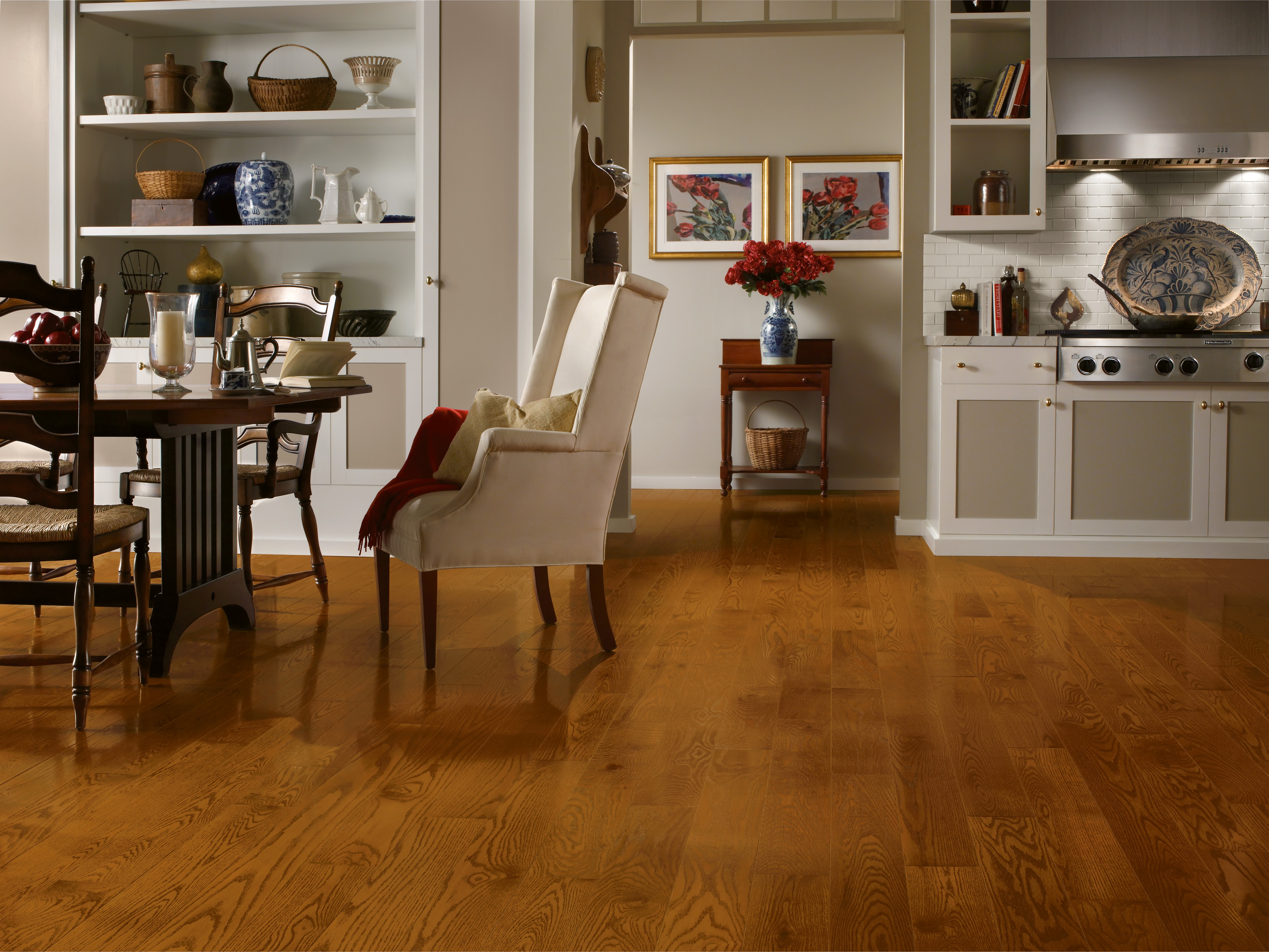 Bruce Dundee Collection CB5211 Gunstock 5 inch x 8.25-84 inch Oak Solid Hardwood  Flooring (23.5 SF/Box)