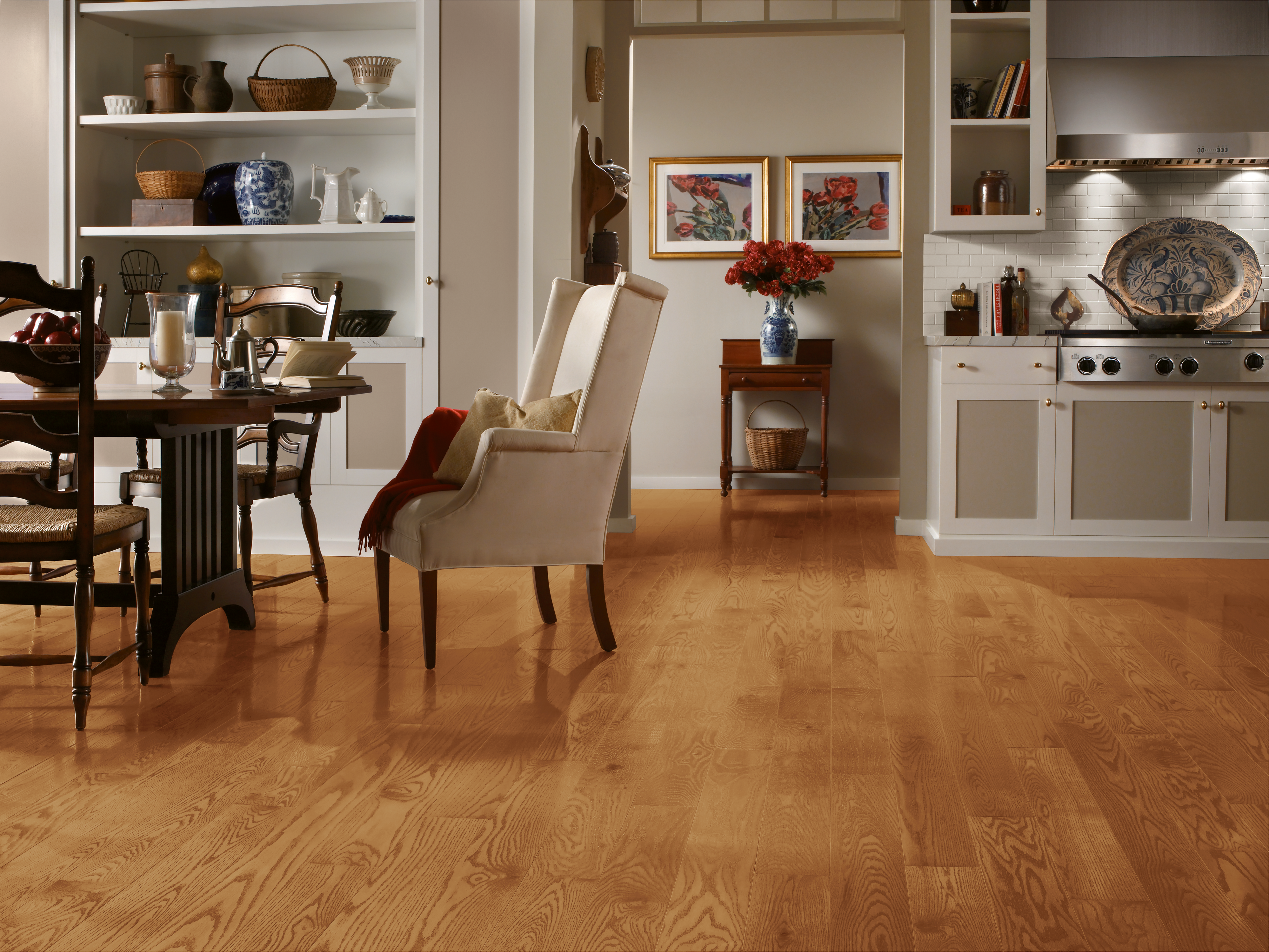 Bruce Dundee Collection CB5216 Butterscotch 5 inch x 8.25-84 inch Oak Solid Hardwood  Flooring (23.5 SF/Box)