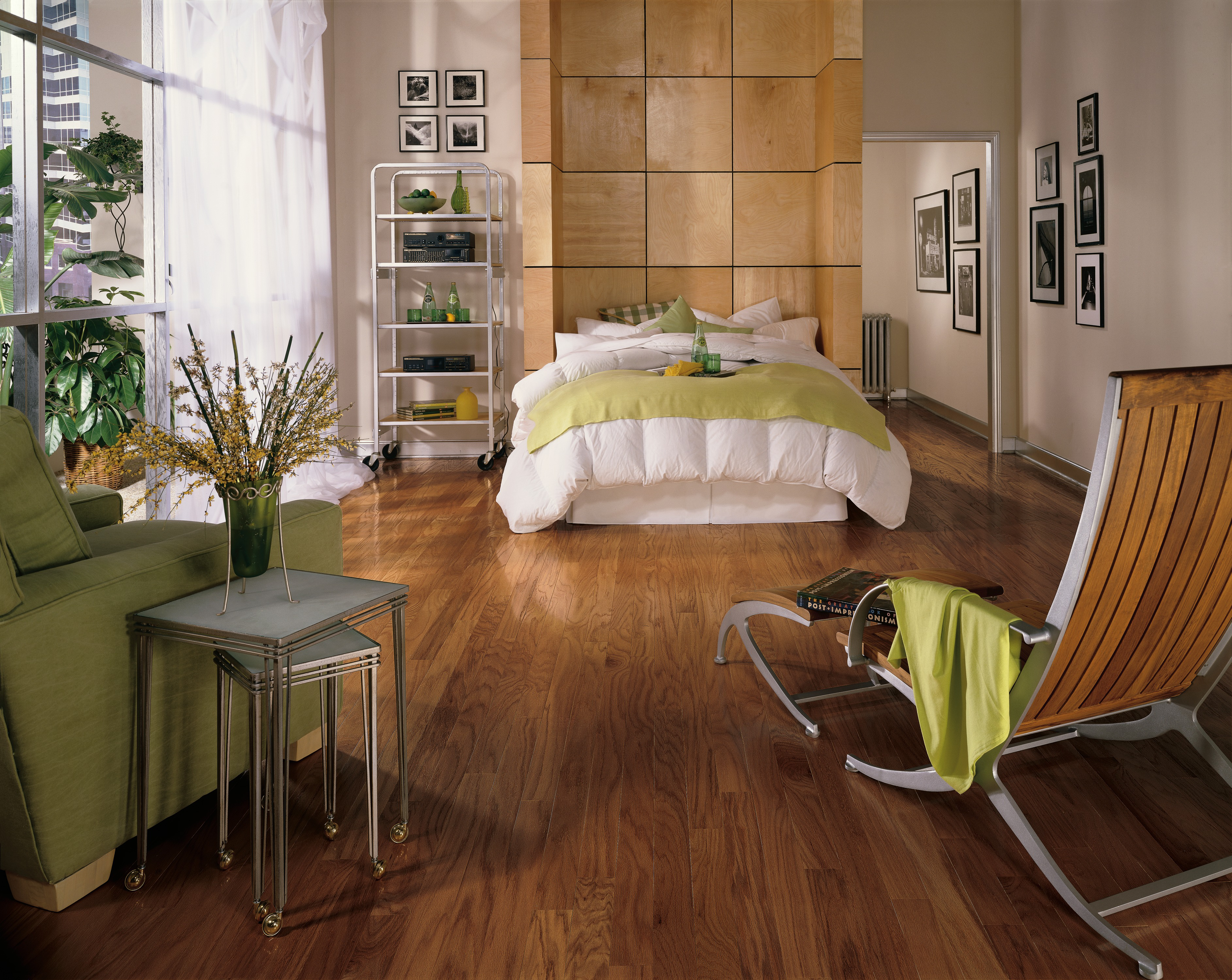 Bruce Westchester Collection BRUCB721 Gunstock 3-1/4" x 8-1/2 - 84" Oak Solid Hardwood Flooring (22 SF/Box)